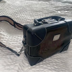 MCM BERLIN CROSSBODY